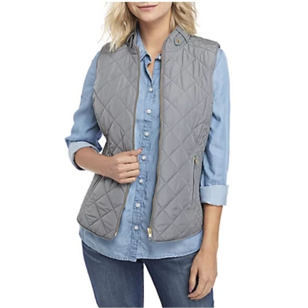 NWT Crown & Ivy Petite Women's Grey Quilted Vest